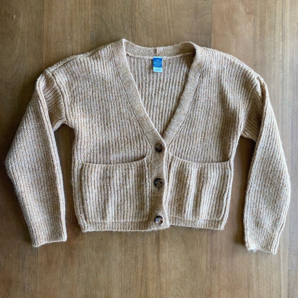 Old Navy Cropped Shaker Knit Cardigan NWOT